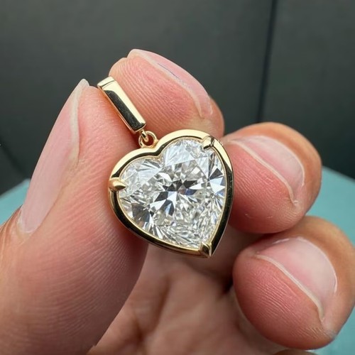 Rare pendentif taille coeur - rare,